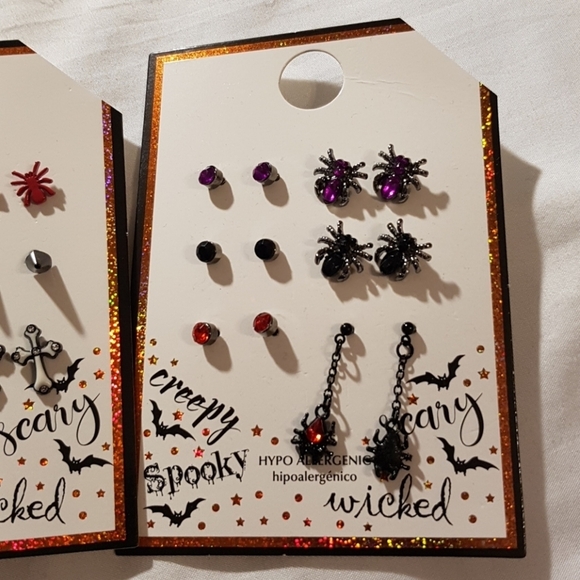 Girls Halloween pierced earrings NEW  12 pairs - Picture 3 of 5